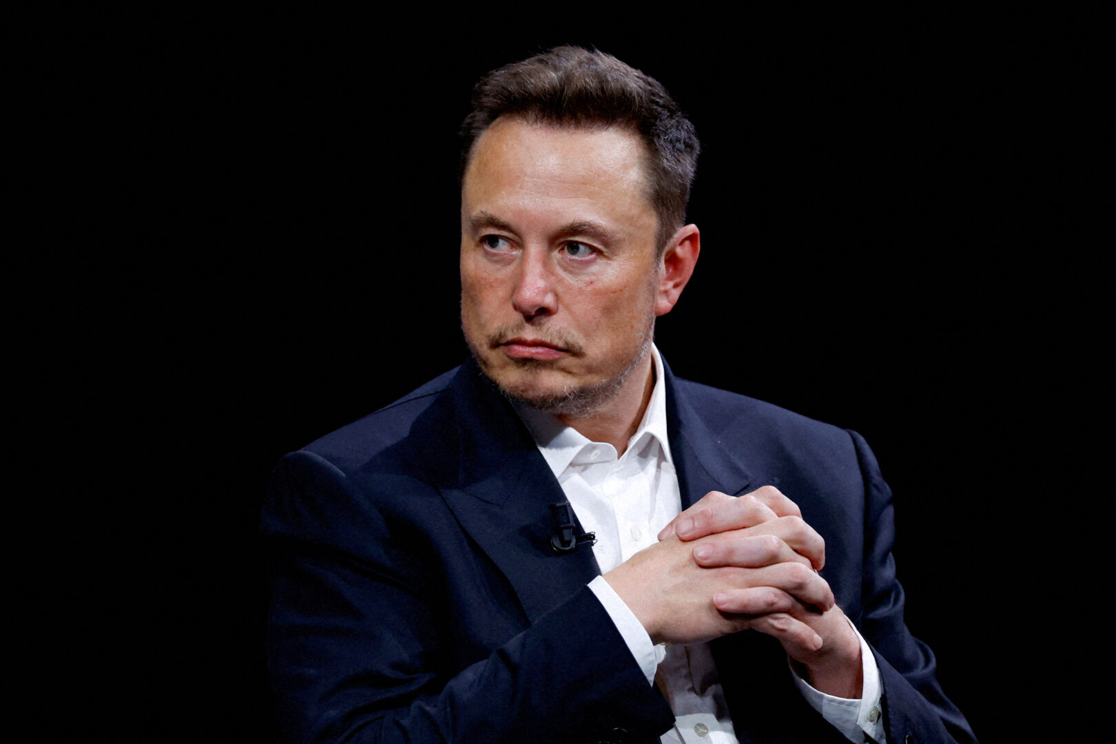 Elon Musk amenință că va interzice dispozitivele Apple după ce compania a anunțat integrarea ChatGPT