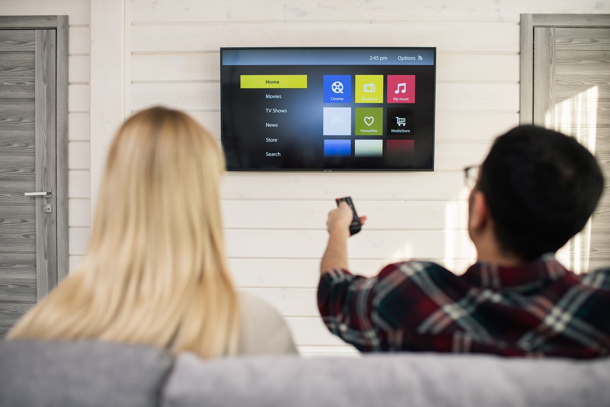 Cât costă cel mai ieftin smart TV 4K la eMag